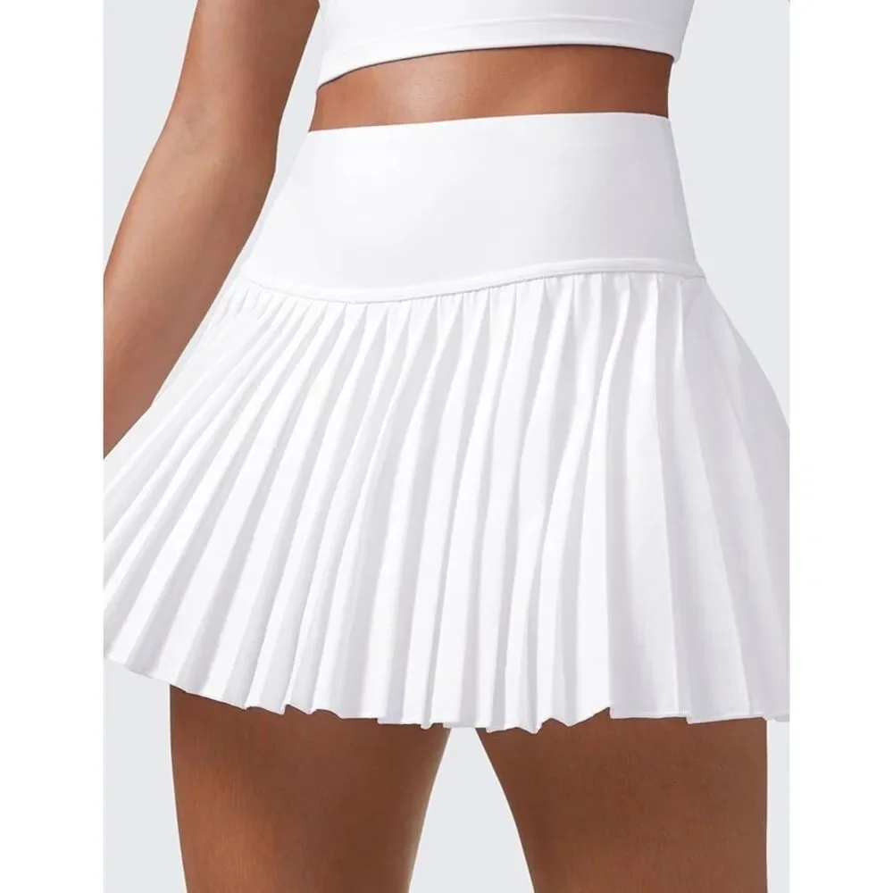 CRZ YOGA Women's High Waisted Tennis Skirt Size M White Tummy Control w/Pockets